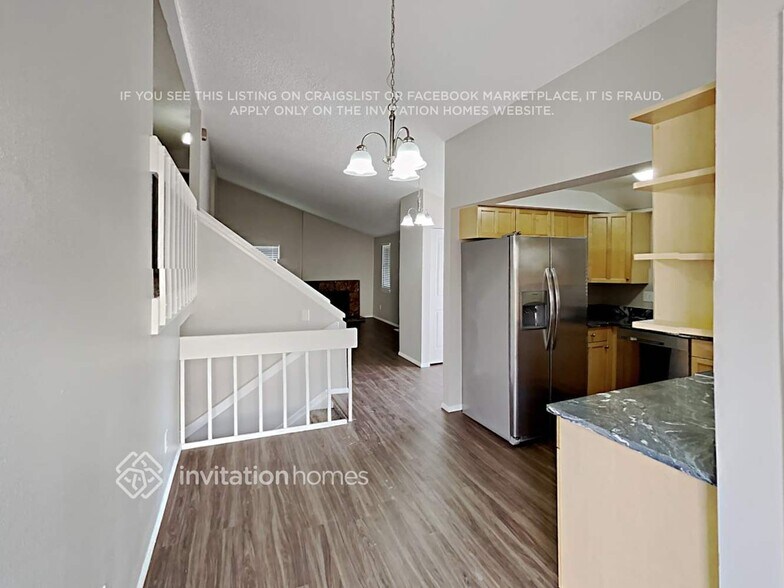 Building Photo - 13016 Grove Cir