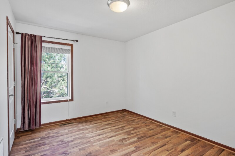 Building Photo - 2102 Cedar Grove Trail