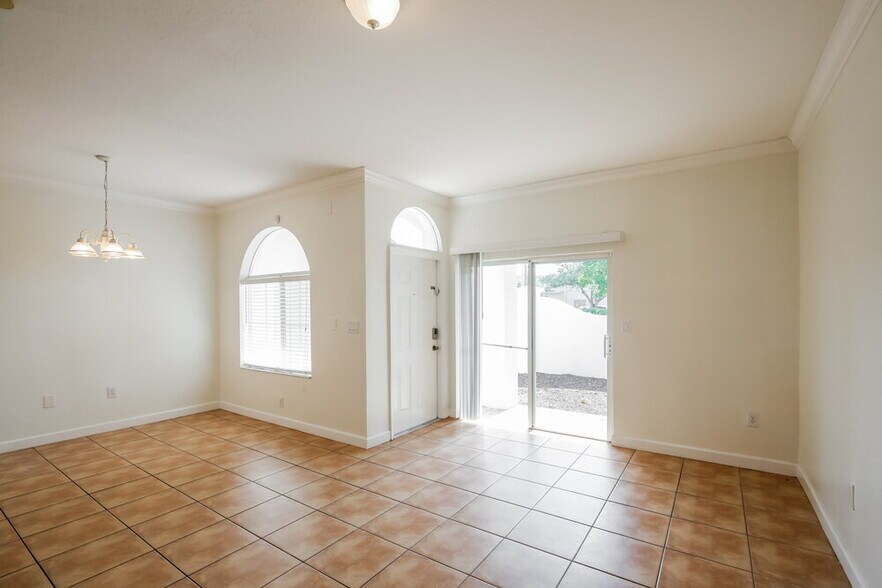 Building Photo - 2998 NW 36th Ter