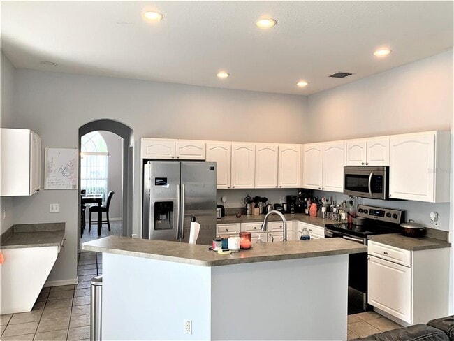 Building Photo - 10805 Australian Pine Dr