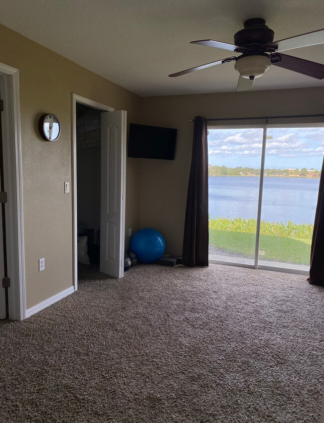 Building Photo - 2517 Lexington Oak Dr