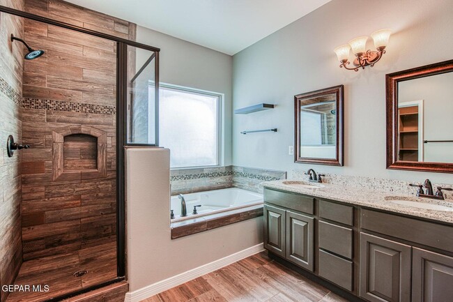Building Photo - 14509 Holly Springs