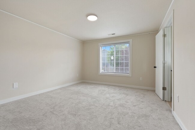 Building Photo - Beautiful Home in Winchester Hills