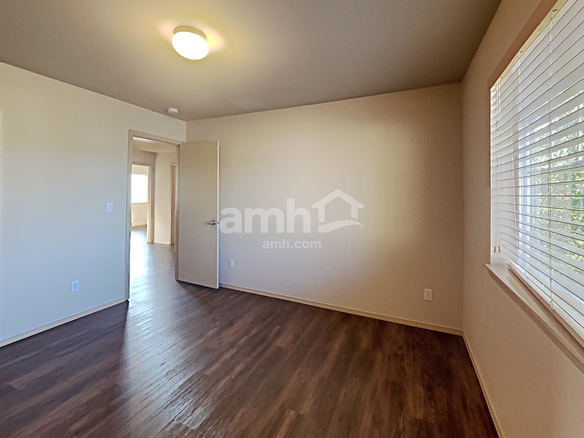 Building Photo - 9609 200th St E