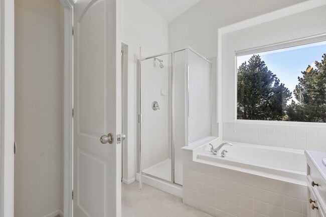 Building Photo - 6756 Solana Dr