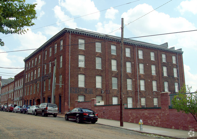 Building Photo - Superior Warehouse Apartments