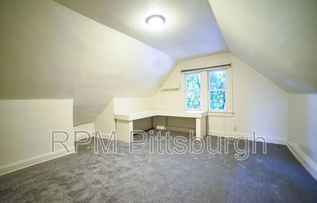 Building Photo - 311 Denniston St