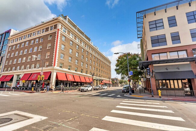 Building Photo - 777 Sixth Ave