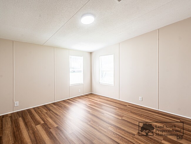 Building Photo - 5115 Rock Dove Loop