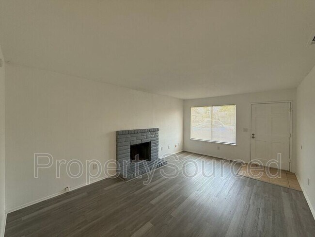 Building Photo - 1944 Hickock Ct