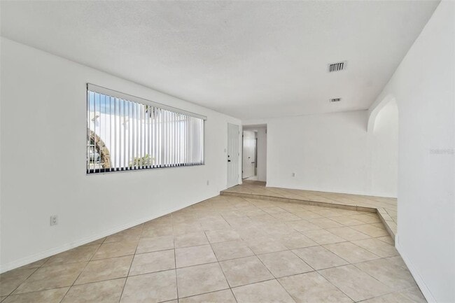 Building Photo - 3248 Rock Valley Dr