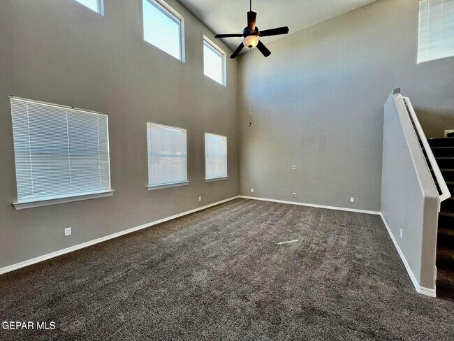 Building Photo - 11044 Bullseye St