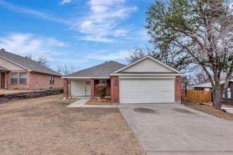 Building Photo - 8112 Arbor Ave