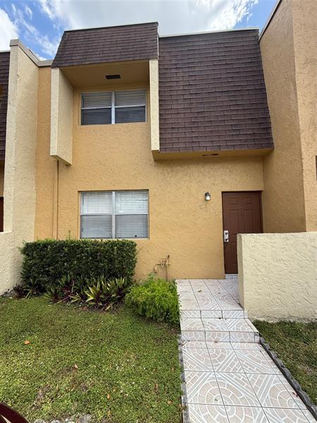 Building Photo - 5711 Blueberry Ct