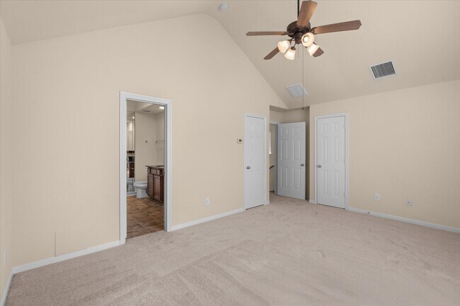 Building Photo - 3318 Clearview Villa Way