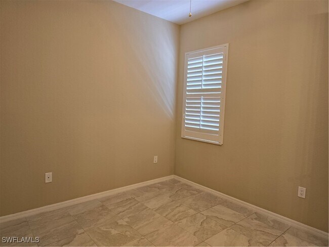 Building Photo - 1020 Peggy Cir
