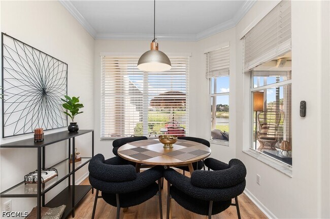 Building Photo - 1896 Crestview Way