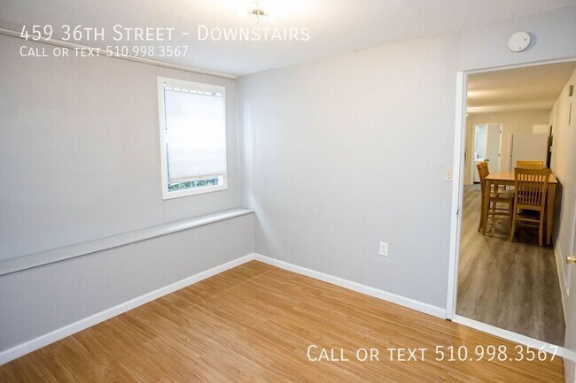 Building Photo - 459 36th St