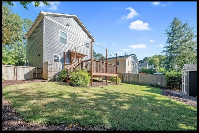 backyard - 1100 Coleman St