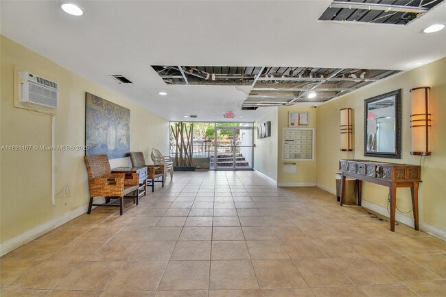 Building Photo - 3527 NE 168th St