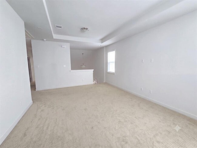 Building Photo - 1225 Westborough Ln