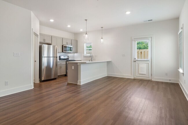 Building Photo - 141 Huntley Knl Dr