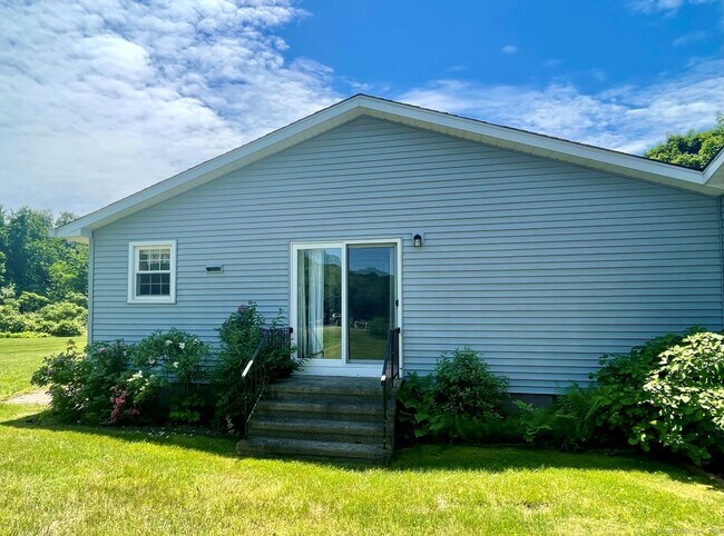 Building Photo - 23 Esquire Dr