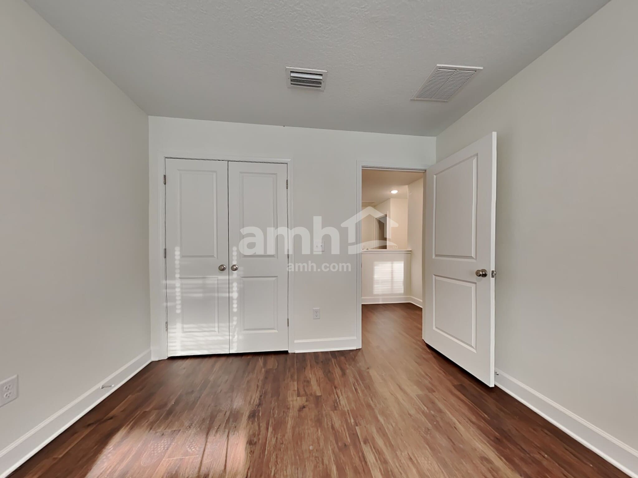 Building Photo - 1046 Tan Tara Trl