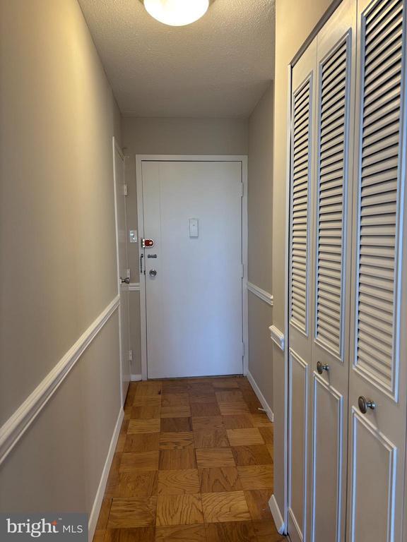 Building Photo - 2030 N Adams St