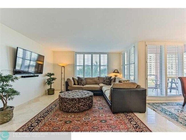 Building Photo - 2100 N Ocean Blvd