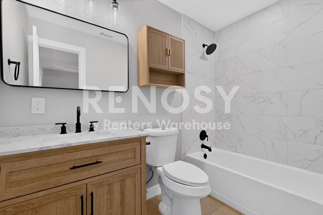 Building Photo - Completely Refreshed Arlington Home