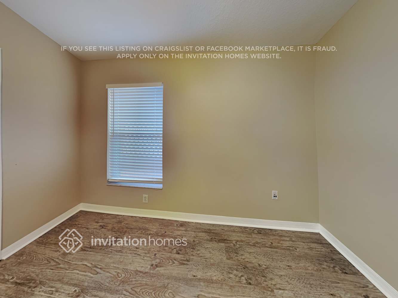 Building Photo - 724 Somerstone Dr