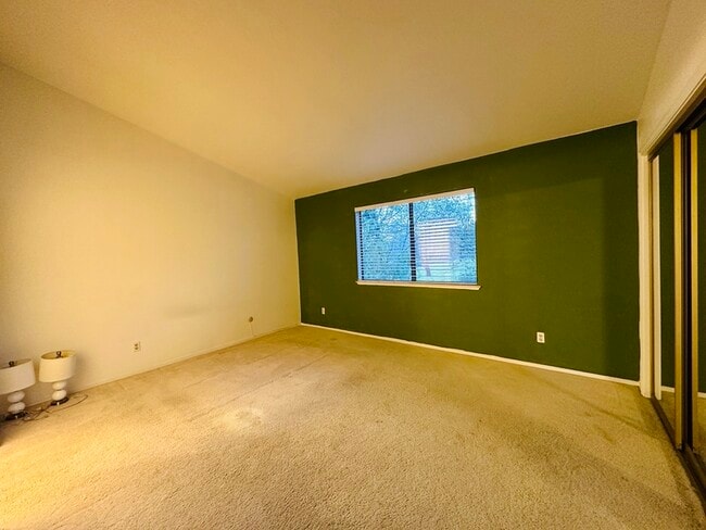 Building Photo - 5829 San Juan Ave