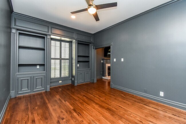Building Photo - 1601 Nantucket Dr
