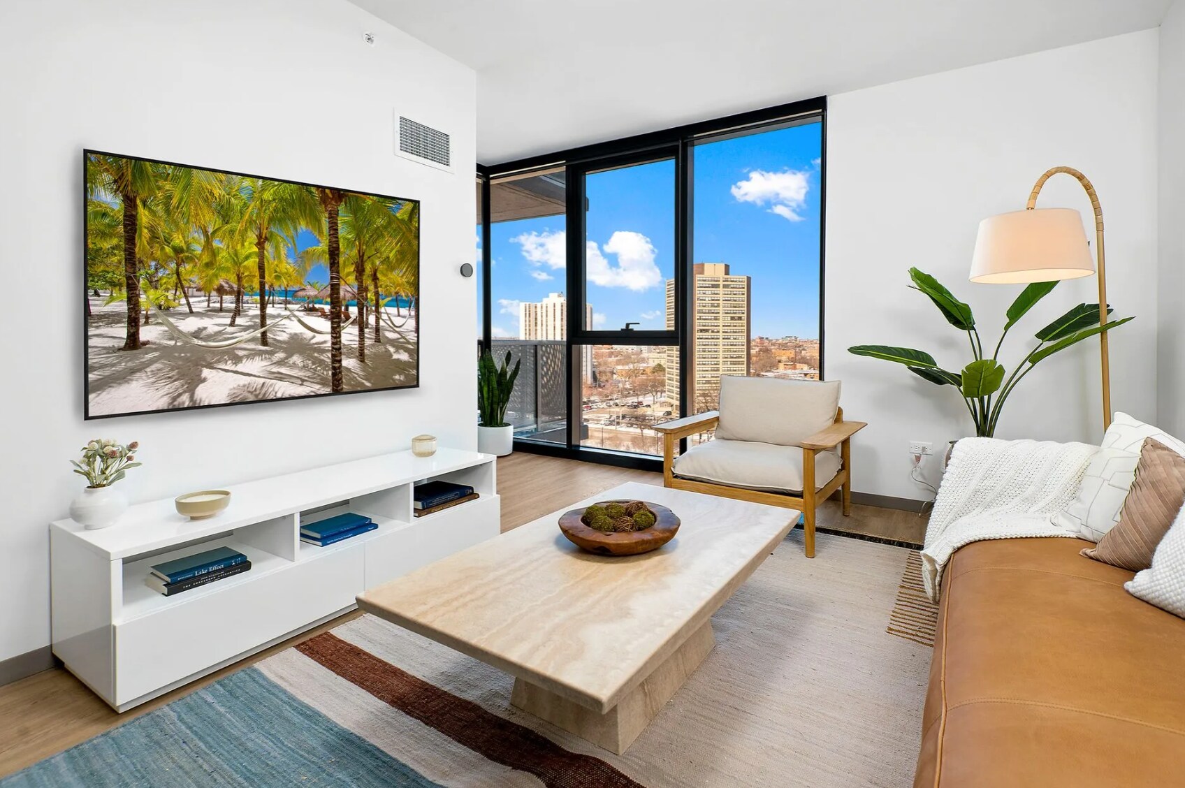 Building Photo - 710 S Seeley St