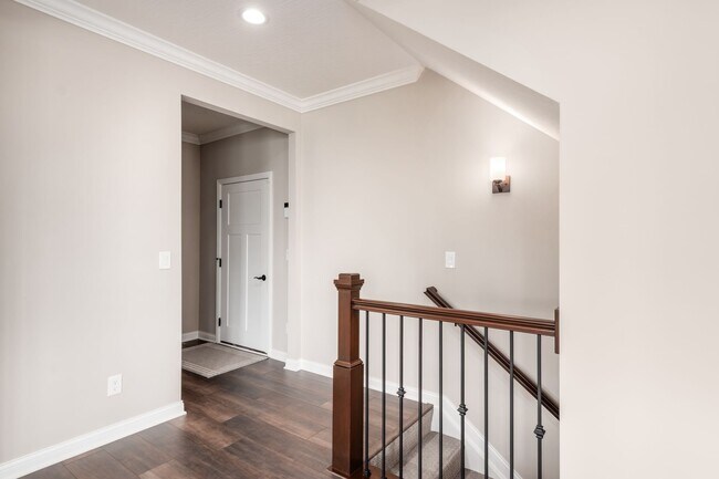 Building Photo - 3387 Logsdon Lp