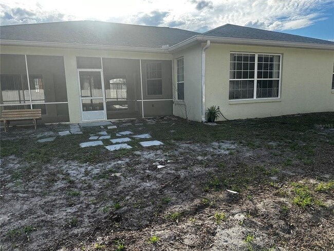 Building Photo - 10061 SW 74th Terrace