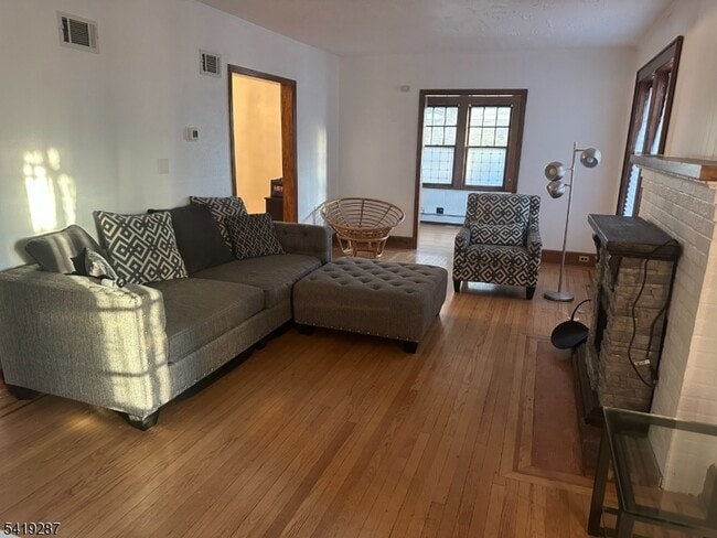 Building Photo - 325 Bogert Ave