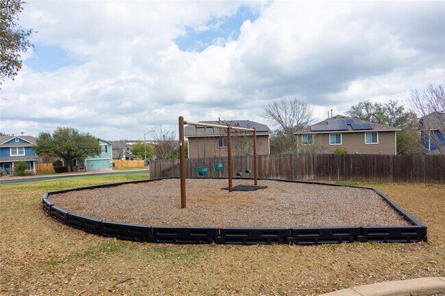 Building Photo - 10509 Wylie Dr