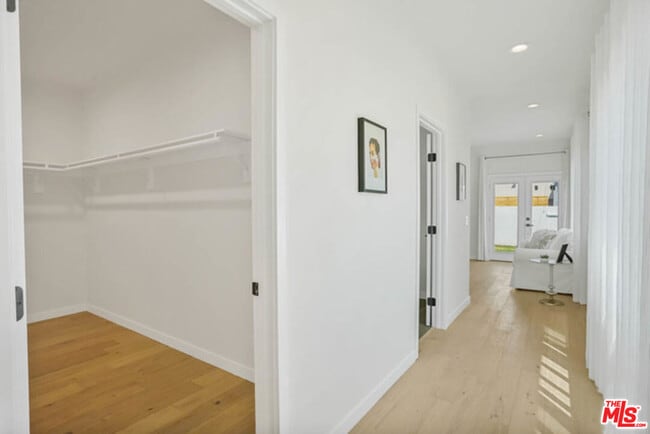 Building Photo - 3924 Tuller Ave