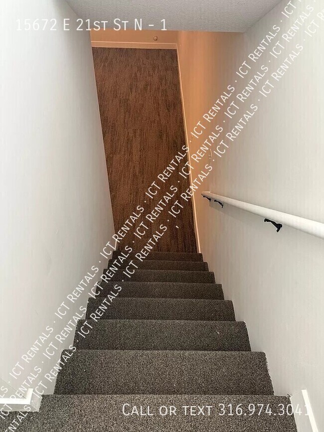 Building Photo - 15672 E 21st St N