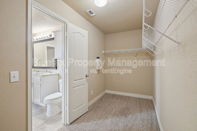 Building Photo - 10750 Gentle Fox Bay