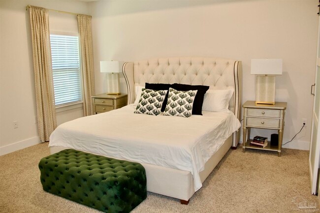 Building Photo - 3285 Southwind Dr