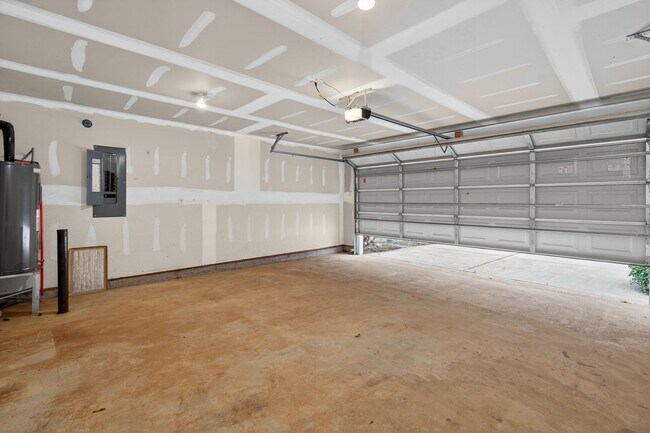 Building Photo - Spacious 4BR Energy-Efficient Home with Loft, Big Yard & Top-Rated Schools!