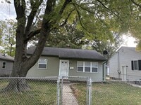 Building Photo - 237 Ridgeland Ave