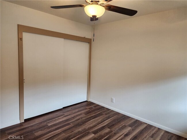 Building Photo - 2523 Deerpark Dr
