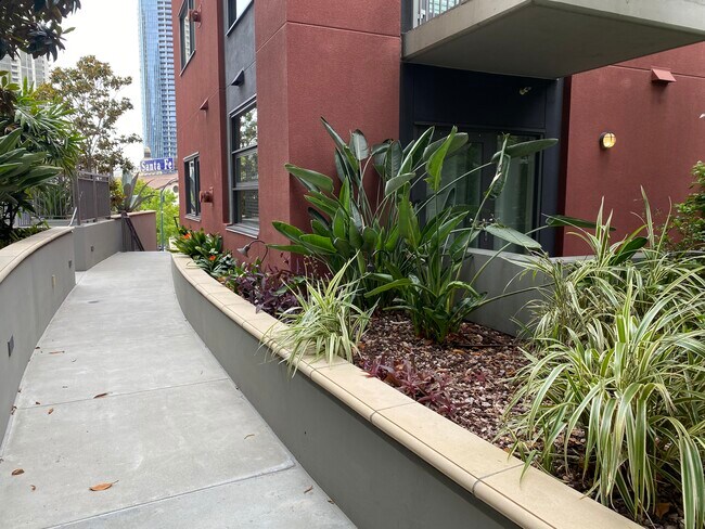 Building Photo - 1277 Kettner Blvd