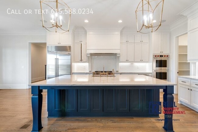 Building Photo - 9220 Lehigh Dr