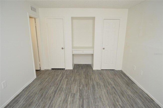 Building Photo - 5006 Moro Manor Dr