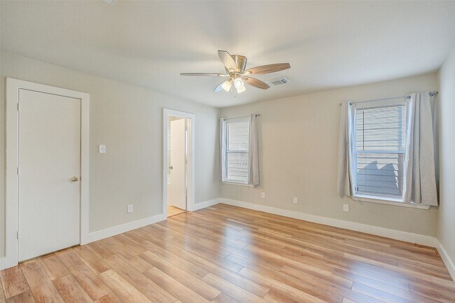 Building Photo - 605 Pinto Springs Ln